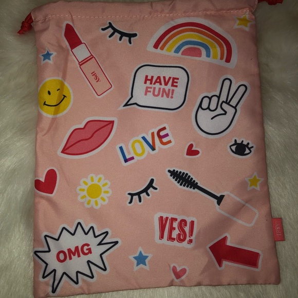 🌟 FREE W/Cosmetic purchase or $4 - Picture 3 of 6